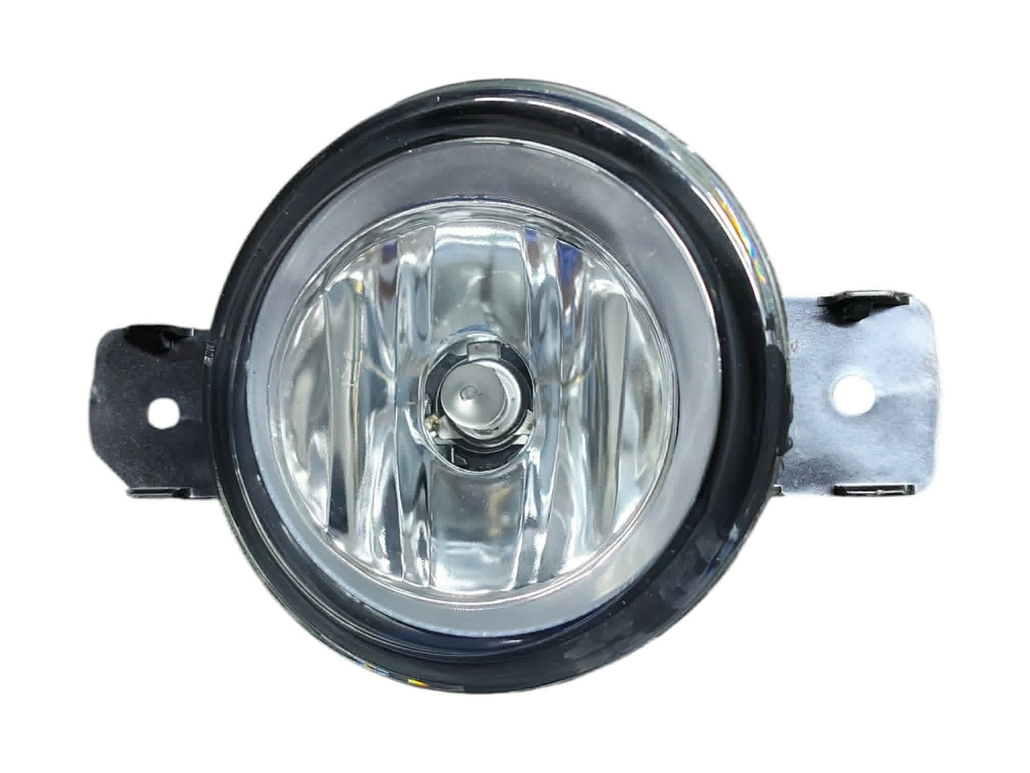 Faro Niebla Derecho Nissan Versa 2015-2019