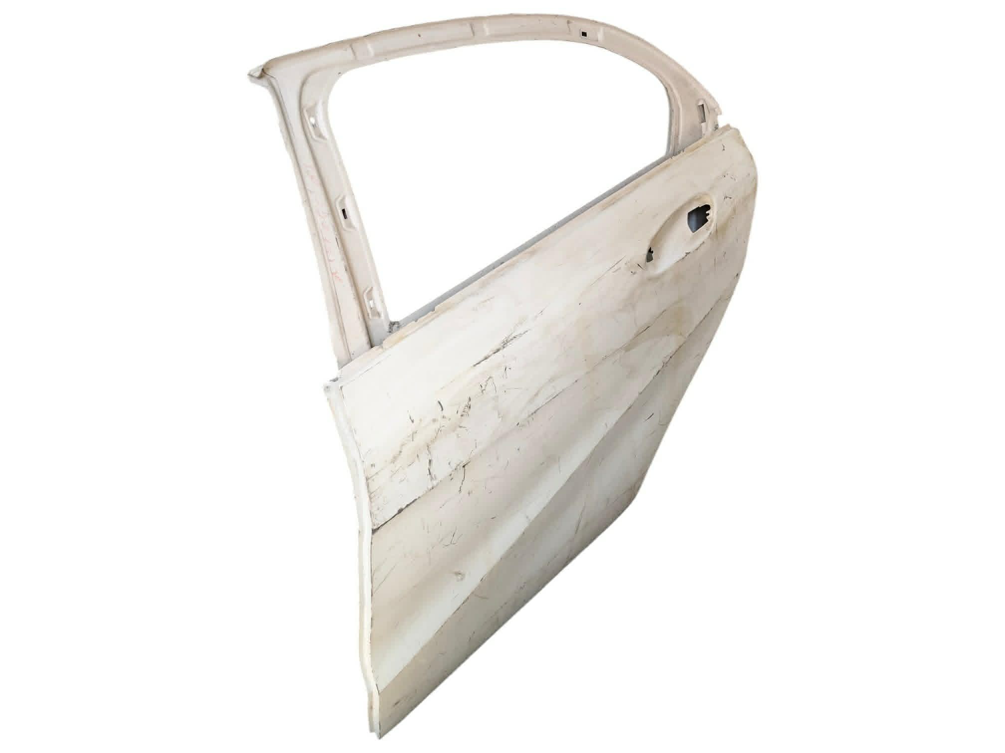 Puerta Trasera Izquierda Mercedes Benz Cla A 2013-2018 - Image 2