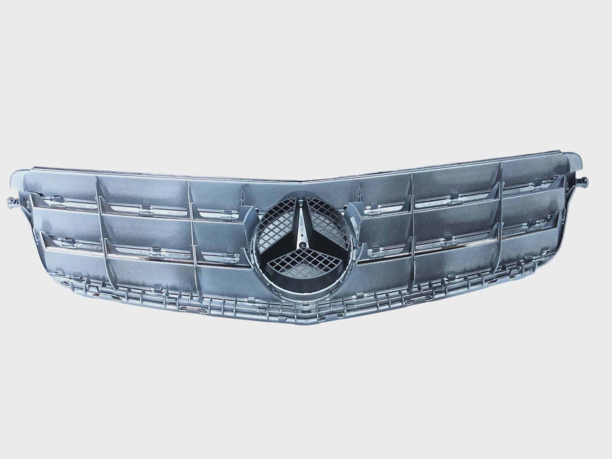 Parrilla Mercedes Benz C250 2008-2014 - Image 3