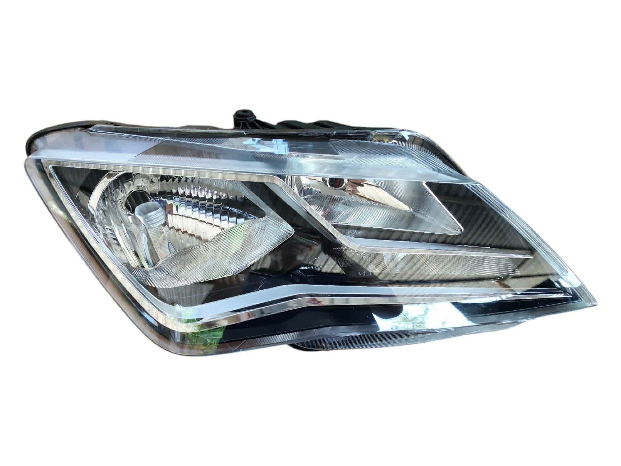 Faro Derecho Seat Toledo 2013-2019
