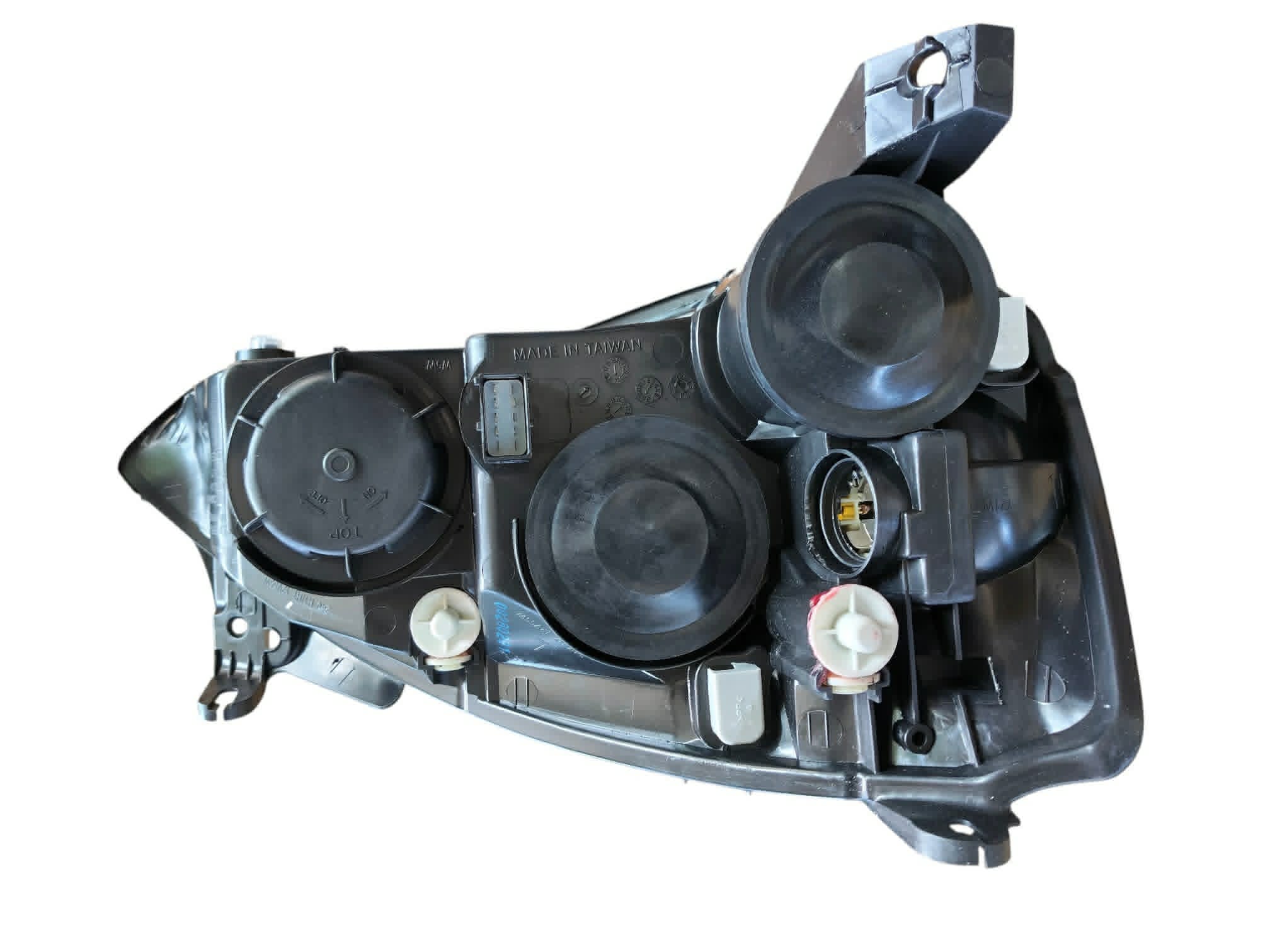 Faro Izquierdo Chevrolet Corsa 2003-2007 - Image 3