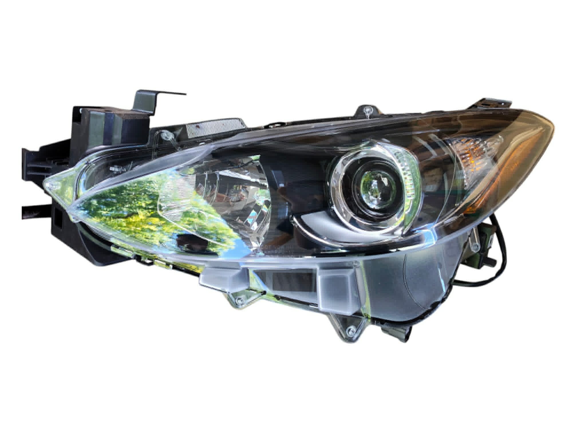 Faro Izquierdo Mazda 3 2014-2016