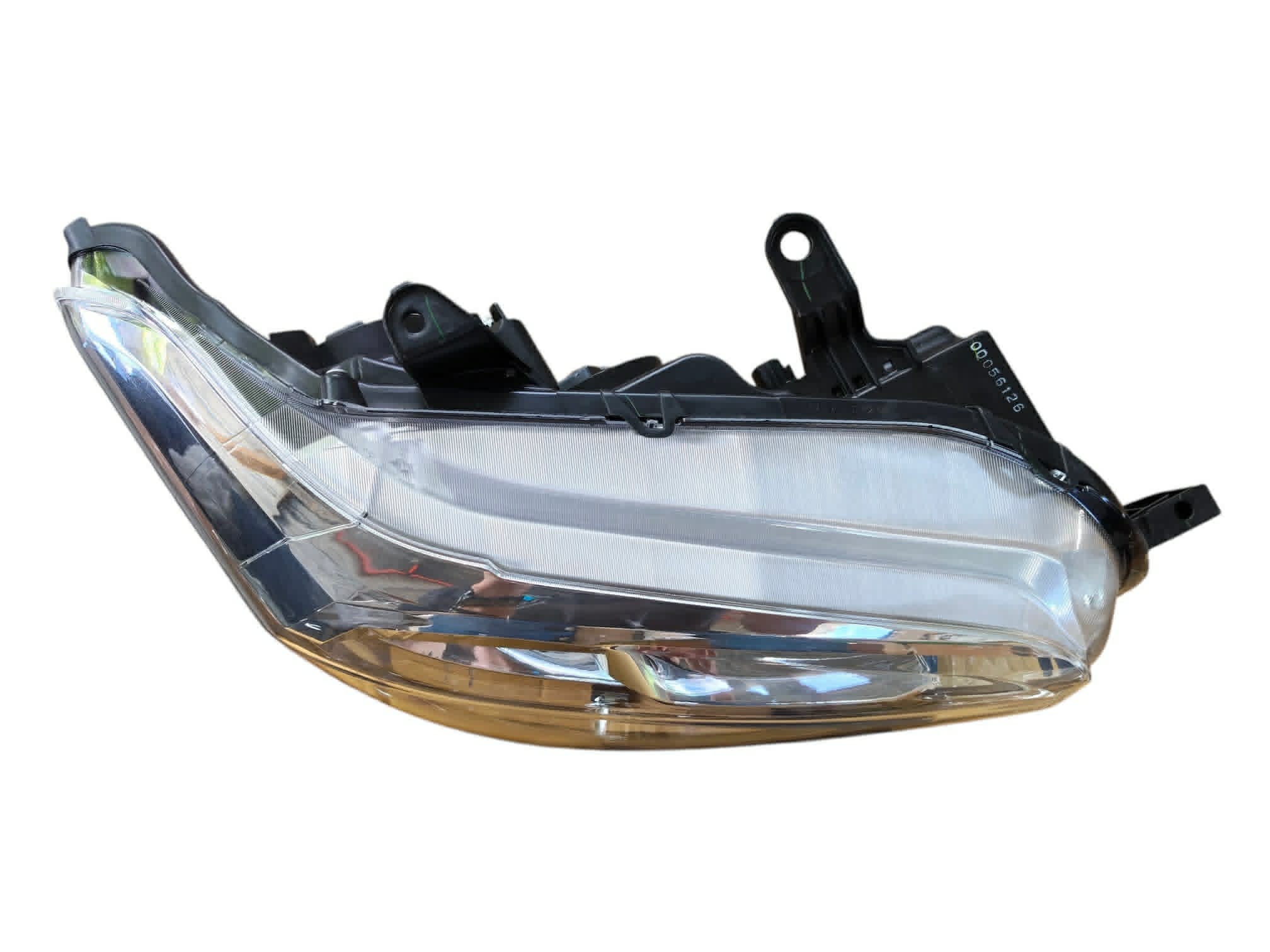 Faro Derecho Toyota Tacoma 2016-2018 - Image 2