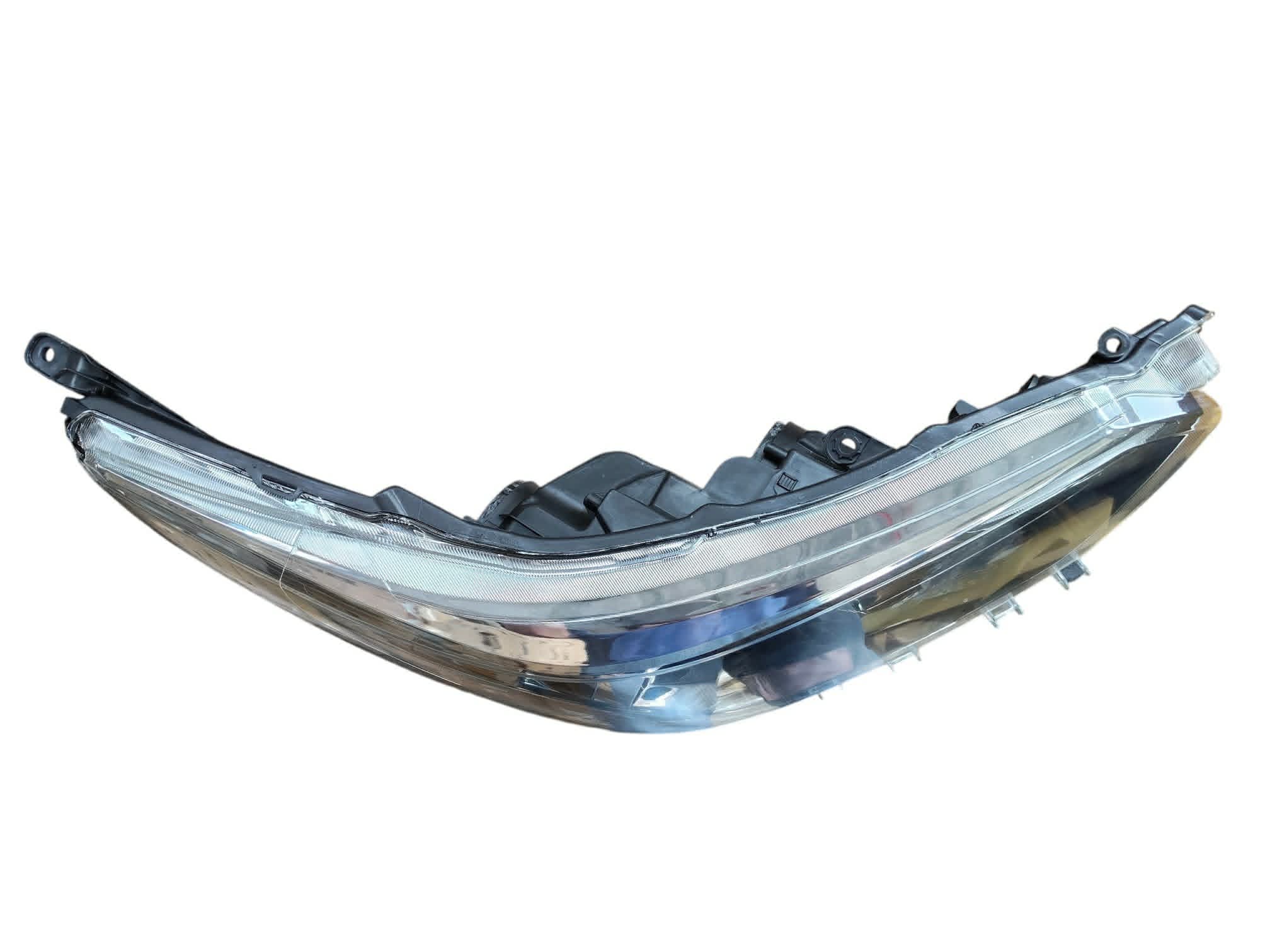 Faro Derecho Toyota Yaris 2018-2020 - Image 2