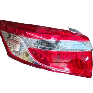 Calavera Izquierda Toyota Yaris 2017
