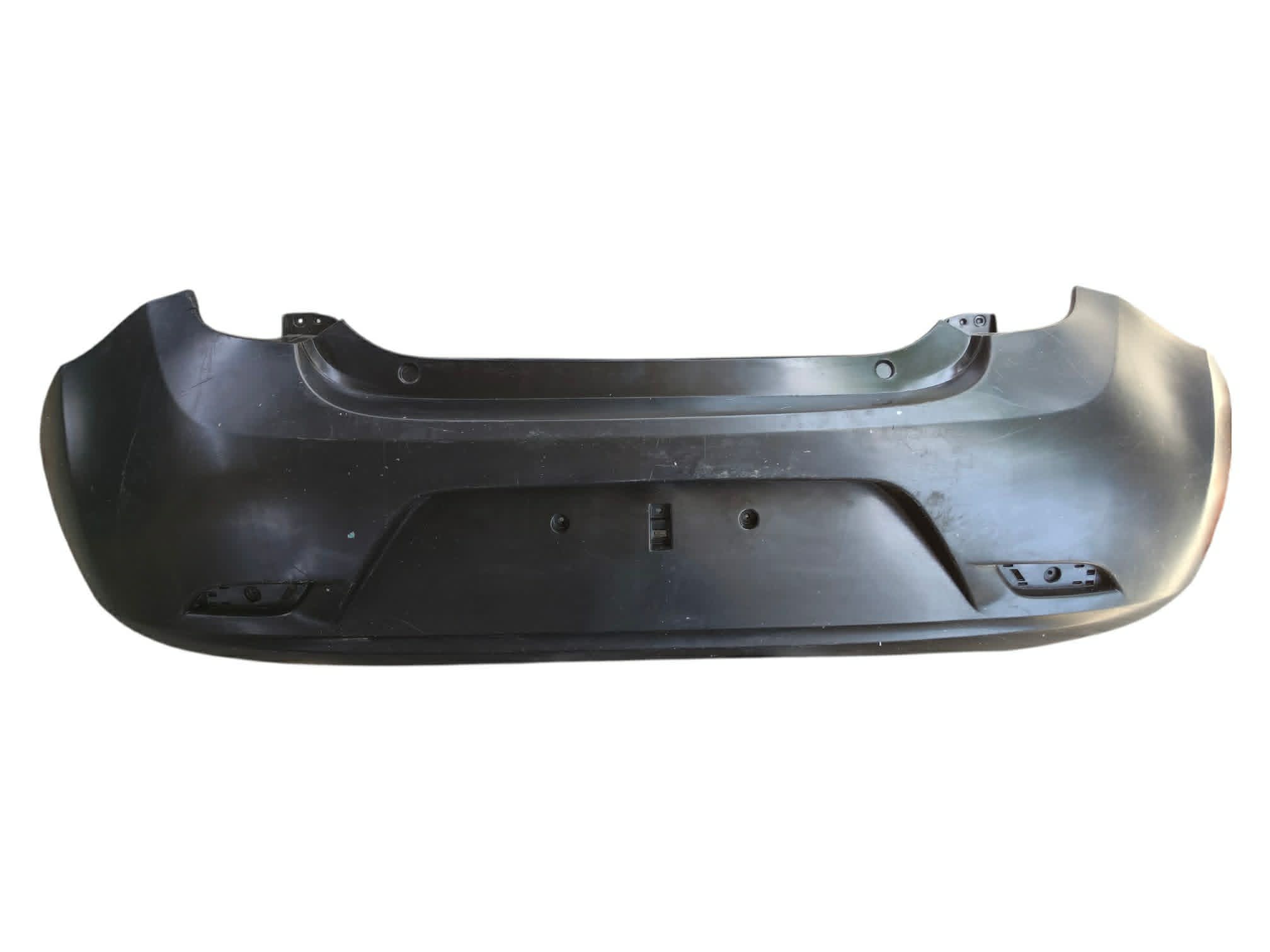 Facia Trasera Chevrolet Beat Hatchback 2018-2021