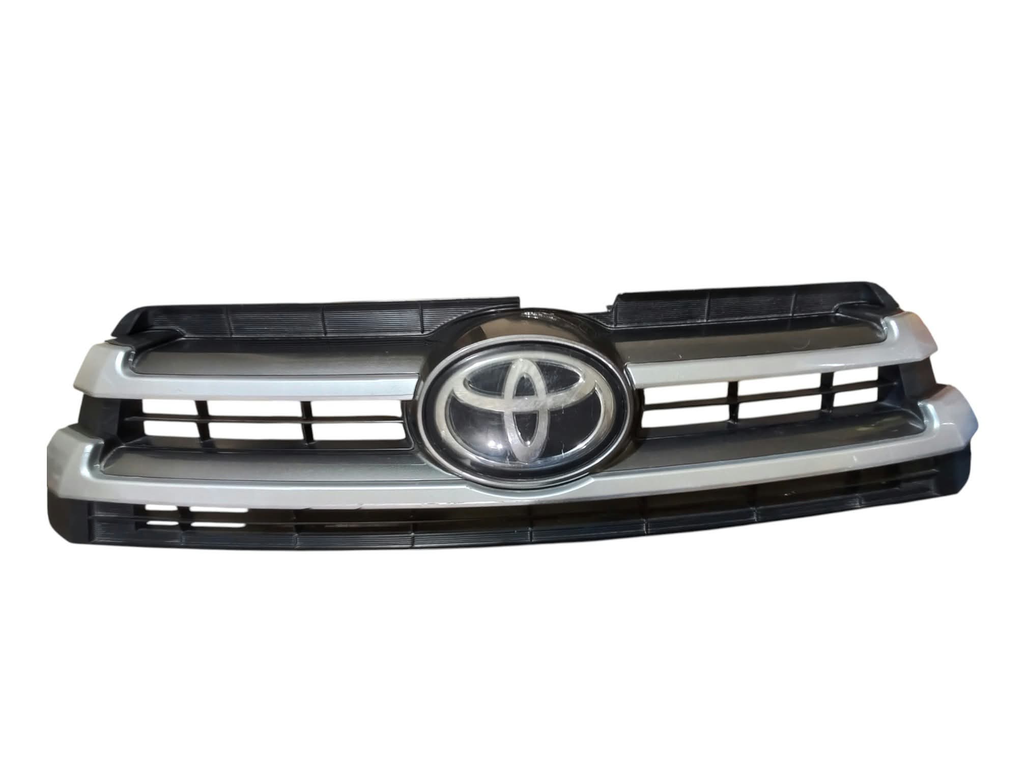 Parrilla Toyota Highlander 2016-2019